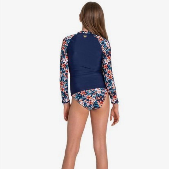 BNWT ROXY RASHGUARD DISNEY ARIEL - Picture 4 of 5